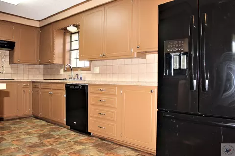 205 Rex Ave Hooks Tx 75561, Hooks, TX 75561 photo 8