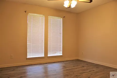 205 Rex Ave Hooks Tx 75561, Hooks, TX 75561 photo 17