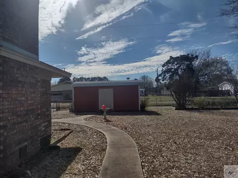 201 Rex Ave Hooks Tx 75501, Hooks, TX 75561 photo 8