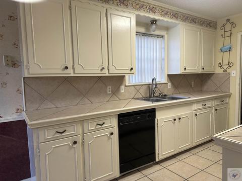 2208 E 24th, Texarkana, AR 71854 photo 8