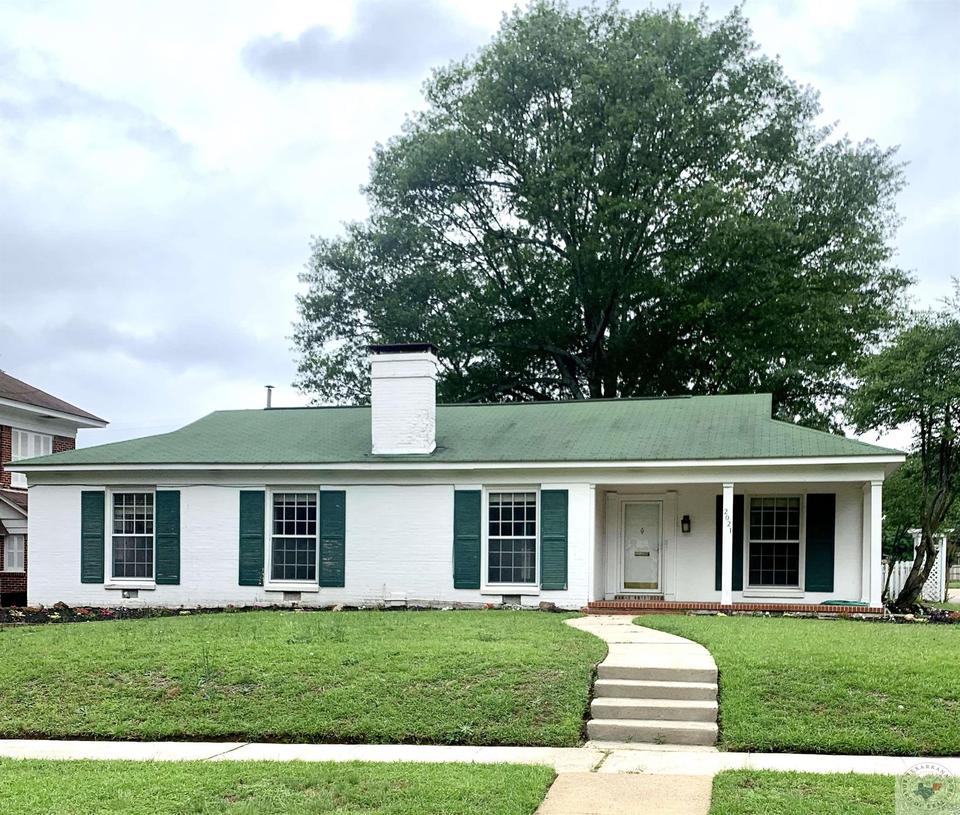 2021 Laurel St, Texarkana, AR 71854 23 Photos MLS 112094 Movoto