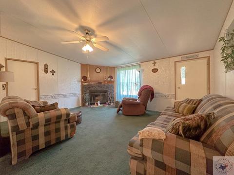 355 N Austin, Avery, TX 75554 photo 4