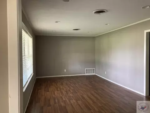 509 E Whelan Jefferson Tx 75657, Jefferson, TX 75657 photo 3