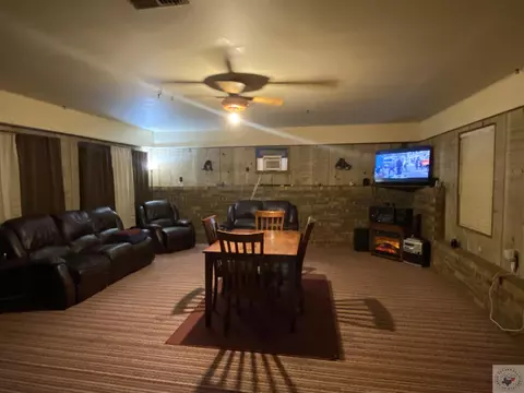 706 E 11th Street Hooks Tx 75561, Hooks, TX 75561 photo 11