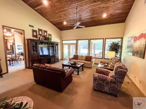 228 Cr 2111, Hooks, TX 75561 photo 4