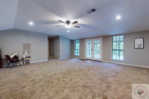 1303 E Avenue A Hooks Tx 75561, Hooks, TX 75561 photo 21