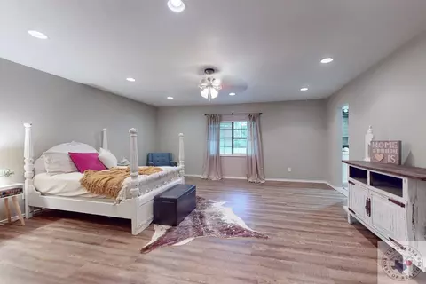 1303 E Avenue A Hooks Tx 75561, Hooks, TX 75561 photo 17