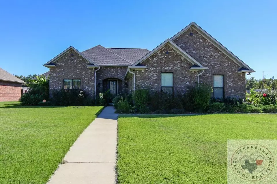 1806 Razorback Dr, Texarkana, AR 71854 | 25 Photos - Movoto