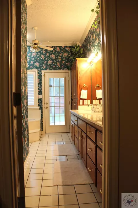 402 E Avenue G Hooks Tx 75561, Hooks, TX 75561 photo 17