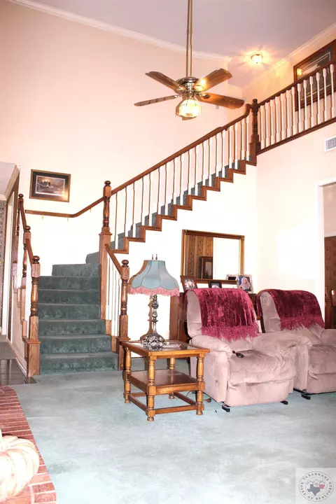 402 E Avenue G Hooks Tx 75561, Hooks, TX 75561 photo 5