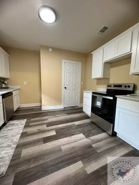 415 E 9th, Texarkana, AR 71854 photo 4