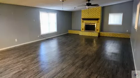 1303 E 30th St, Texarkana, AR 71854 photo 3