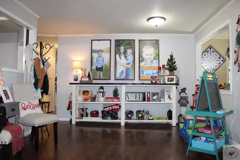 601 E 9th St, Hooks, TX 75561 photo 9