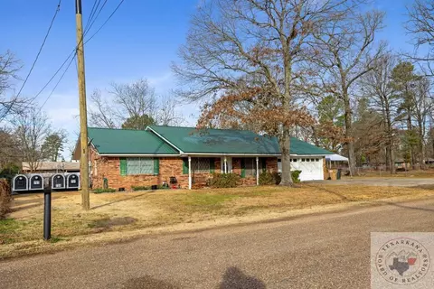 707 E 10th Hooks Tx 75561, Hooks, TX 75561 photo 3