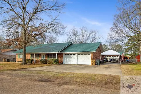 707 E 10th Hooks Tx 75561, Hooks, TX 75561 photo 2
