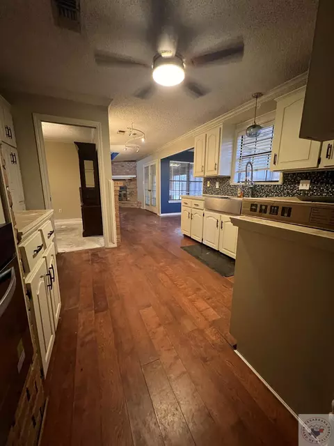 358 Palmer Dr Hooks Tx 75561, Hooks, TX 75561 photo 2