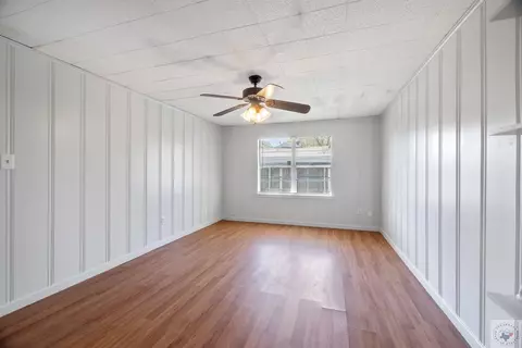112 E Ave I, Hooks, TX 75561 photo 12