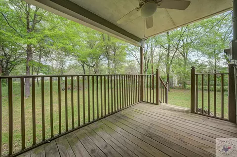1701 E Avenue A Hooks Tx 75561, Hooks, TX 75561 photo 9
