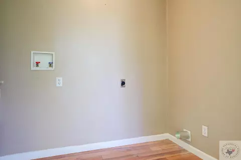1701 E Avenue A Hooks Tx 75561, Hooks, TX 75561 photo 10