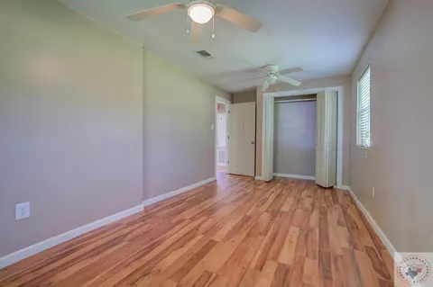 1701 E Avenue A Hooks Tx 75561, Hooks, TX 75561 photo 11