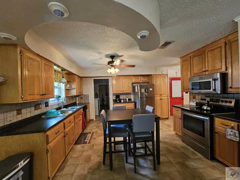 1408 E 48th St, Texarkana, AR 71854 photo 8