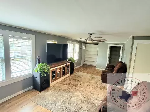 309 E 37th St, Texarkana, AR 71854 photo 5