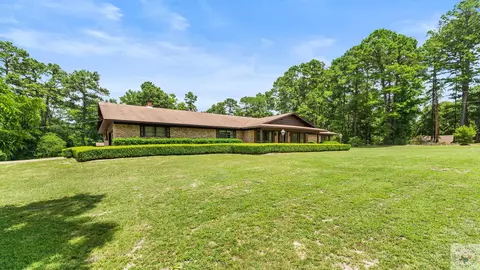 2115 E Pinecrest Dr Atlanta Tx 75551, Atlanta, TX 75551