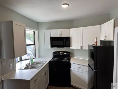 Kitchen - 2001 E 20th Hooks Tx 75561, Hooks, TX 75561 photo 2 of 7