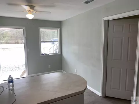 Entry Way - 2001 E 20th Hooks Tx 75561, Hooks, TX 75561 photo 2 of 2