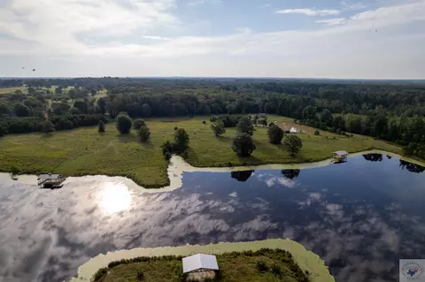 Lake Cou Tx-77, Atlanta, TX 75551