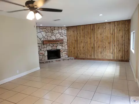 1323 E 30th, Texarkana, AR 71854 photo 5