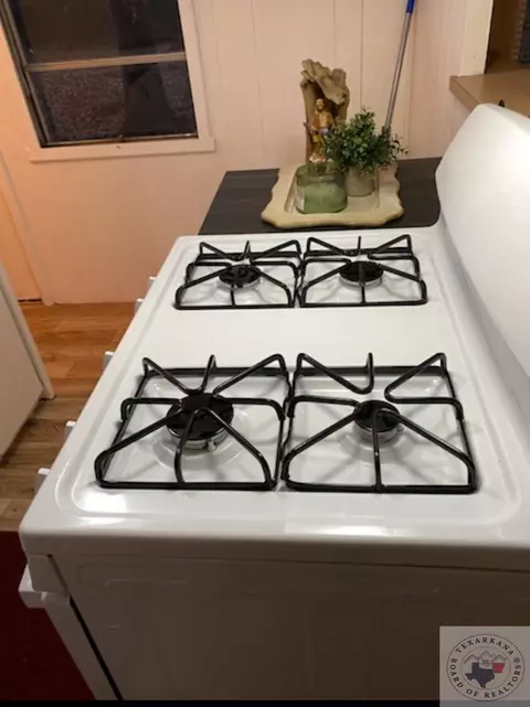 301 Sunset Dr Hooks Tx 75561, Hooks, TX 75561 photo 2