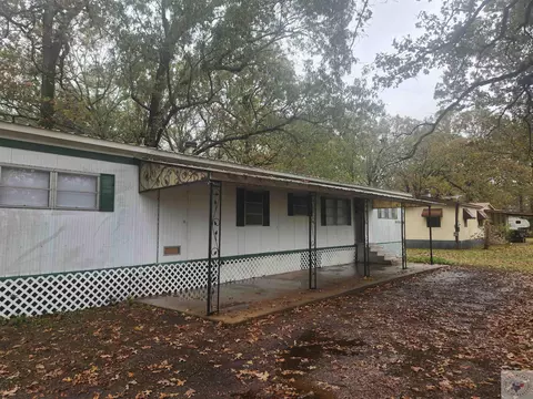301 Sunset Dr Hooks Tx 75561, Hooks, TX 75561 photo 1