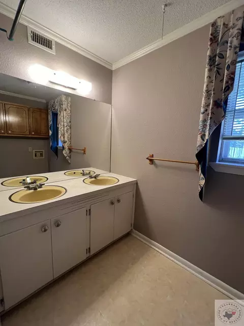 1203 E 33rd St, Texarkana, AR 71854 photo 13
