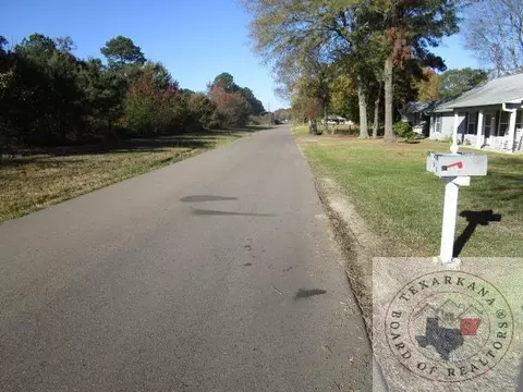 381 E Front, Nash, TX 75569 photo 8