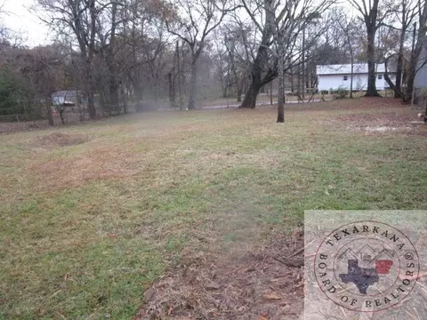 381 E Front, Nash, TX 75569 photo 6