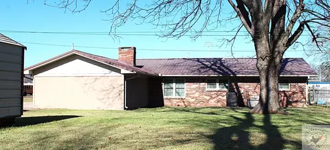 604 E Ave E, Hooks, TX 75561 photo 23