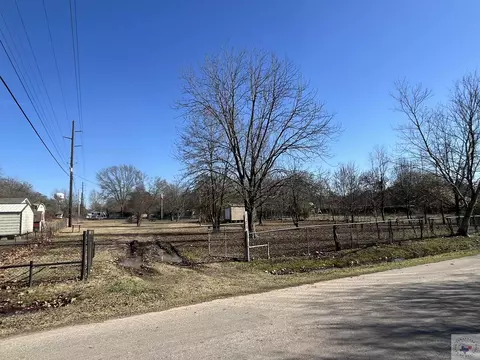 204 Browning Dr Hooks Tx 75561, Hooks, TX 75561 photo 13