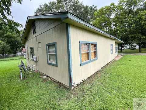 405 E 5th St, Hooks, TX 75561 photo 11