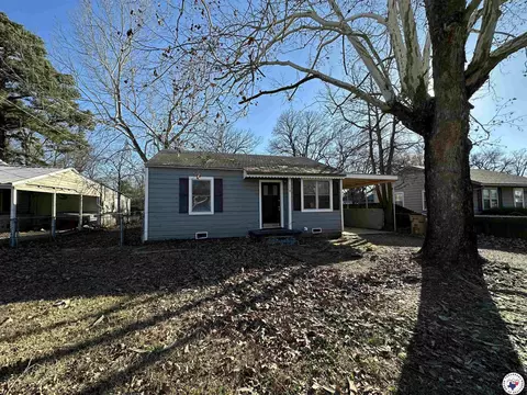 114 E Ave H, Hooks, TX 75561 photo 1