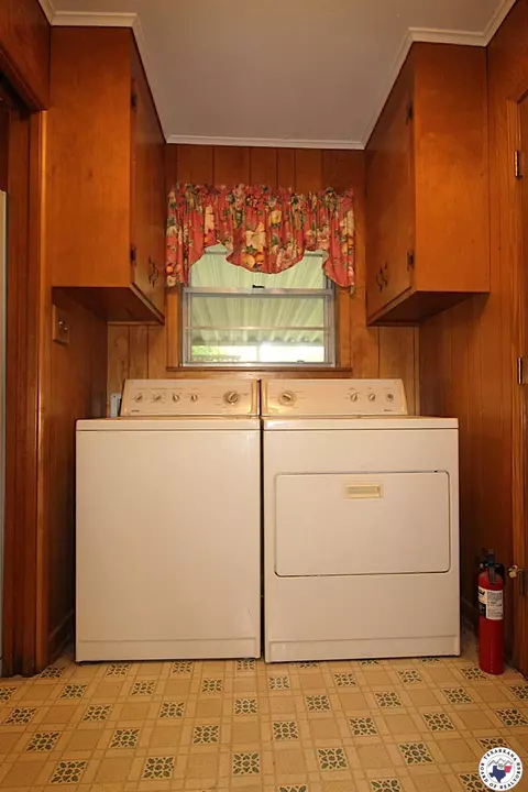 110 E Avenue I Hooks Tx 75561, Hooks, TX 75561 photo 11