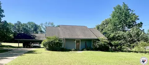 409 Hickory St Queen City Tx 75572, Queen City, TX 75572