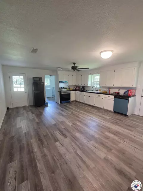 Kitchen - 4375 Hwy 234 Foreman Ar 71836, Foreman, AR 71836 photo 1 of 1