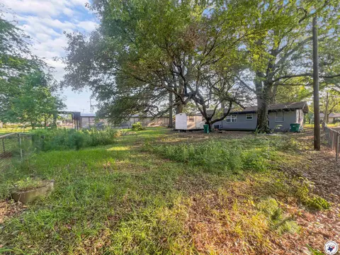 202 Main St, Hooks, TX 75561 photo 21