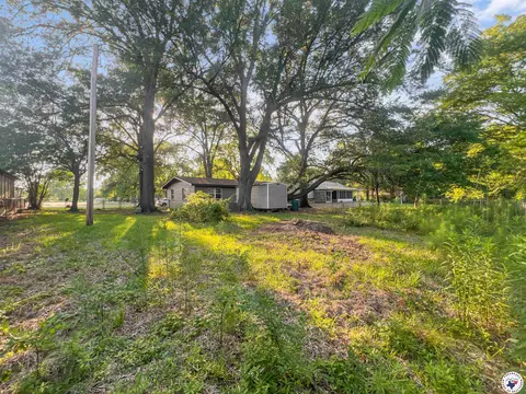 202 Main St, Hooks, TX 75561 photo 22
