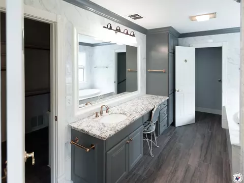 Bath - 2600 E Loop 281 Longview Ok 74728, Longview, TX 75605 photo 1 of 1