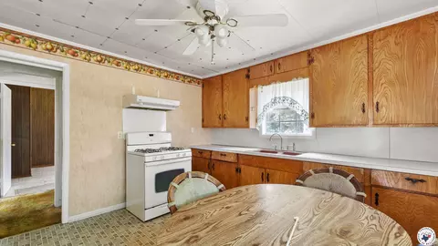 112 Grant, Hooks, TX 75561 photo 10
