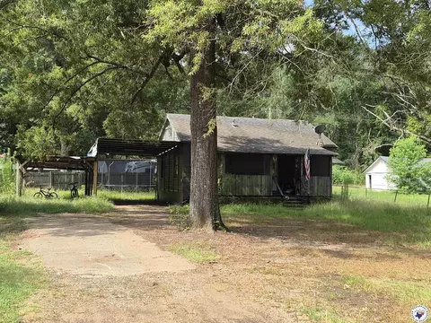 107 Garden Road Hooks Tx 75561, Hooks, TX 75561