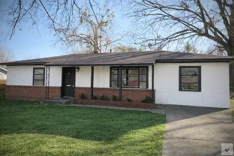 Exterior - 914 E 33rd Texarkana Ar 71854, Texarkana, AR 71854 photo 1 of 5