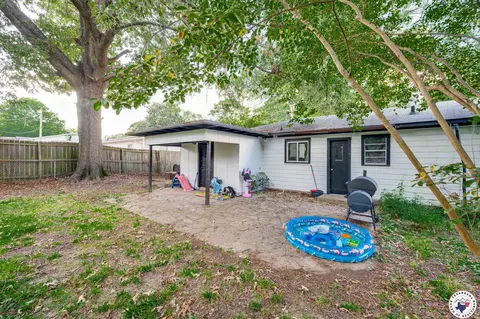 Exterior - 914 E 33rd Texarkana Ar 71854, Texarkana, AR 71854 photo 3 of 5